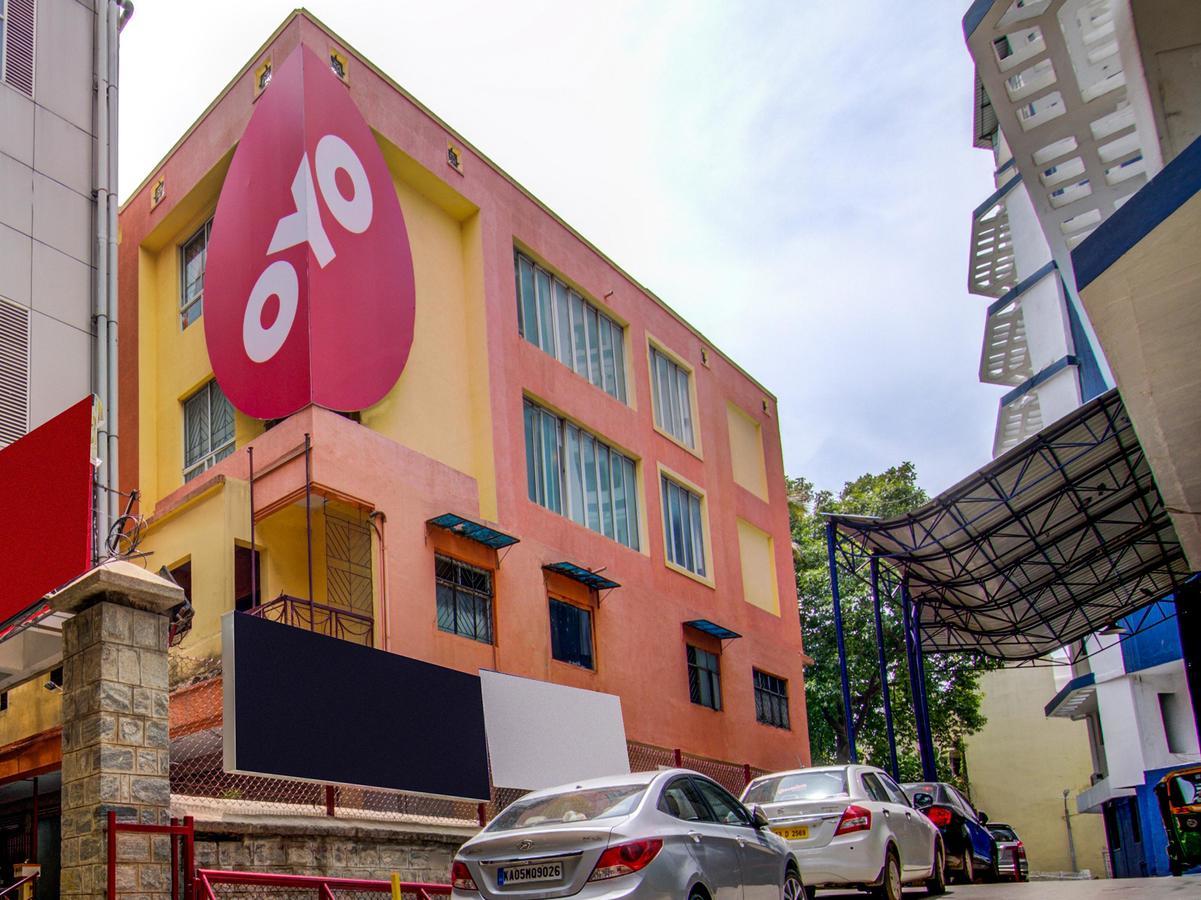 Hotel Golden Gates Bangalore Exterior photo